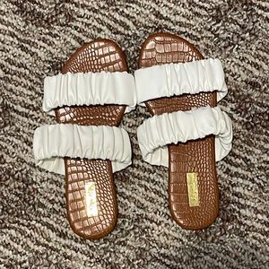 Qupid sandals